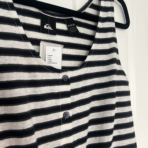 Quiksilver tie-front Tank - Picture 3 of 5